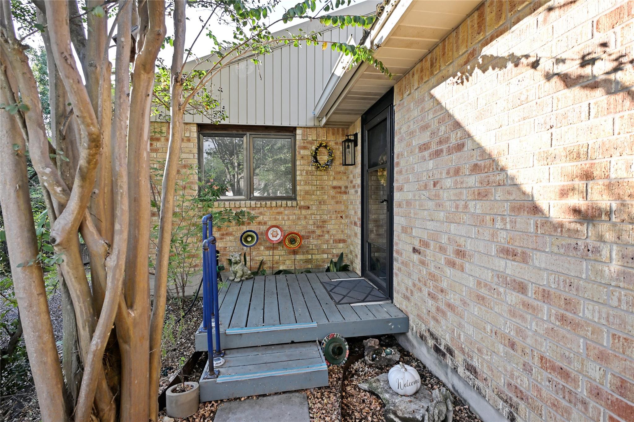 1133 Fox Run CIR