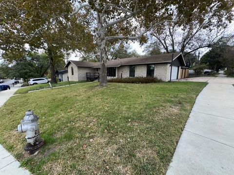 Tiny photo for 2101 Vanderbilt LN, Austin, TX 78723 (MLS # 6966604)