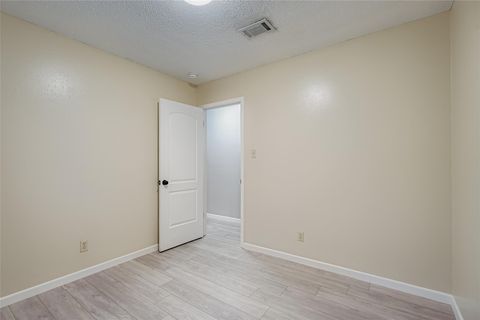 Tiny photo for 2204 Falcon Hill DR, Austin, TX 78745 (MLS # 8078413)