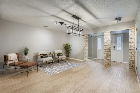 Tiny photo for 2204 Falcon Hill DR, Austin, TX 78745 (MLS # 8078413)