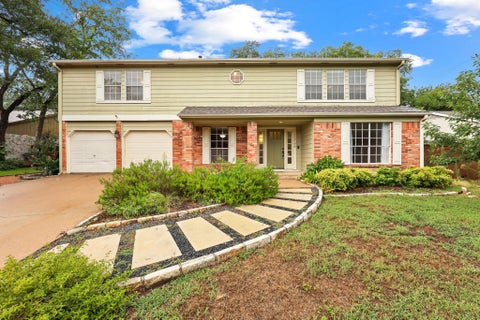 Photo of 12708 Poquoson DR, Austin, TX 78727 (MLS # 3138526)