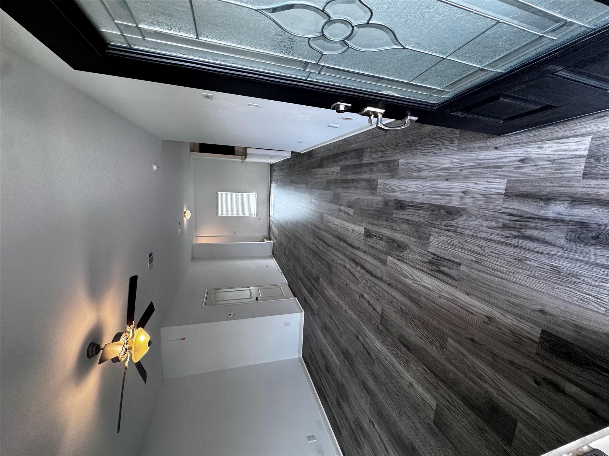 13713 Henry A Wallace LN