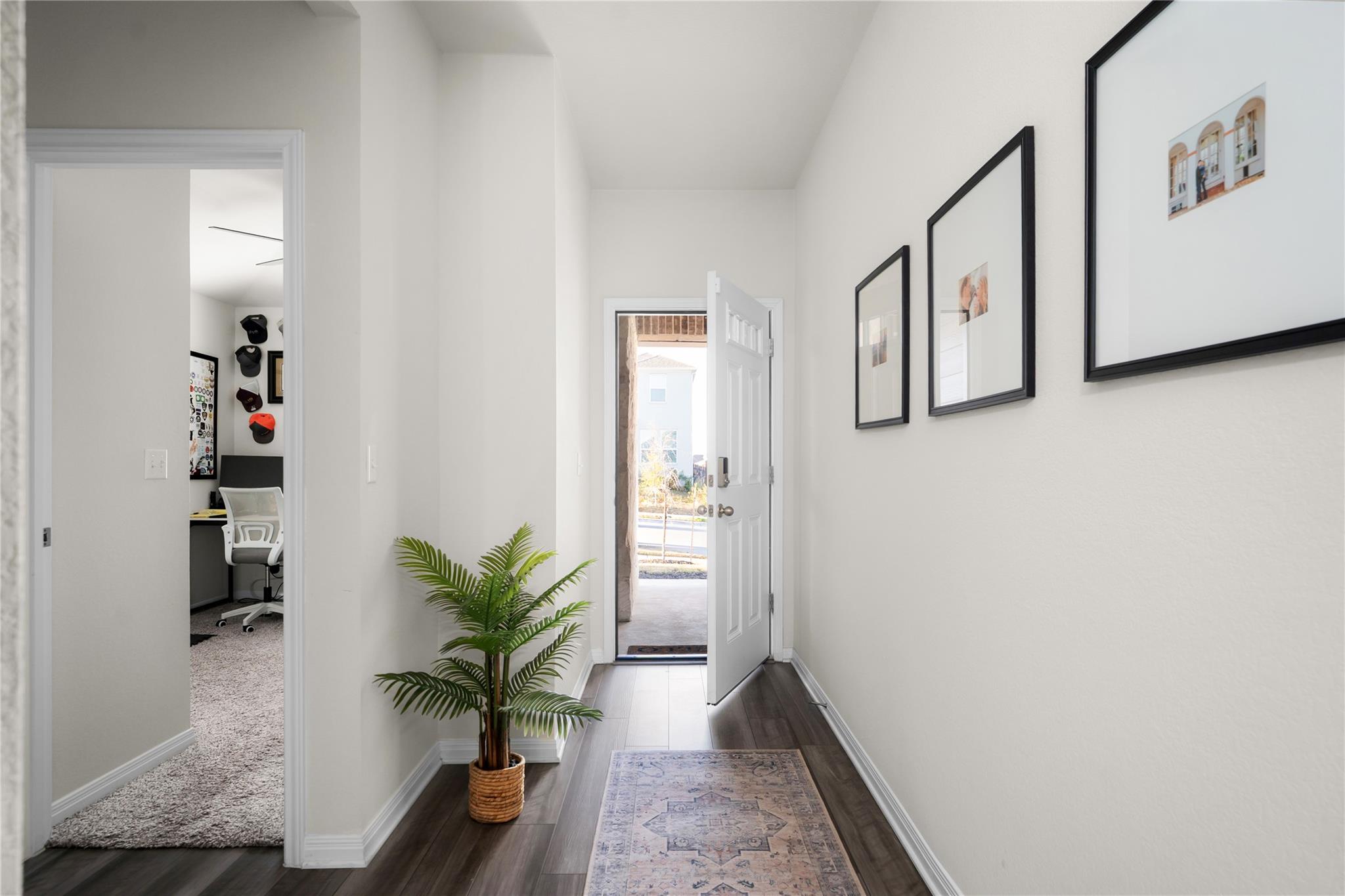 6511 Rounded Pebble LN