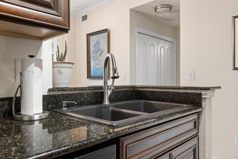 Tiny photo for 6000 Shepherd Mountain CV #302, Austin, TX 78730 (MLS # 6165113)