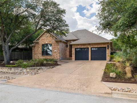 Photo of 10025 Scull Creek DR, Austin, TX 78730 (MLS # 6836202)