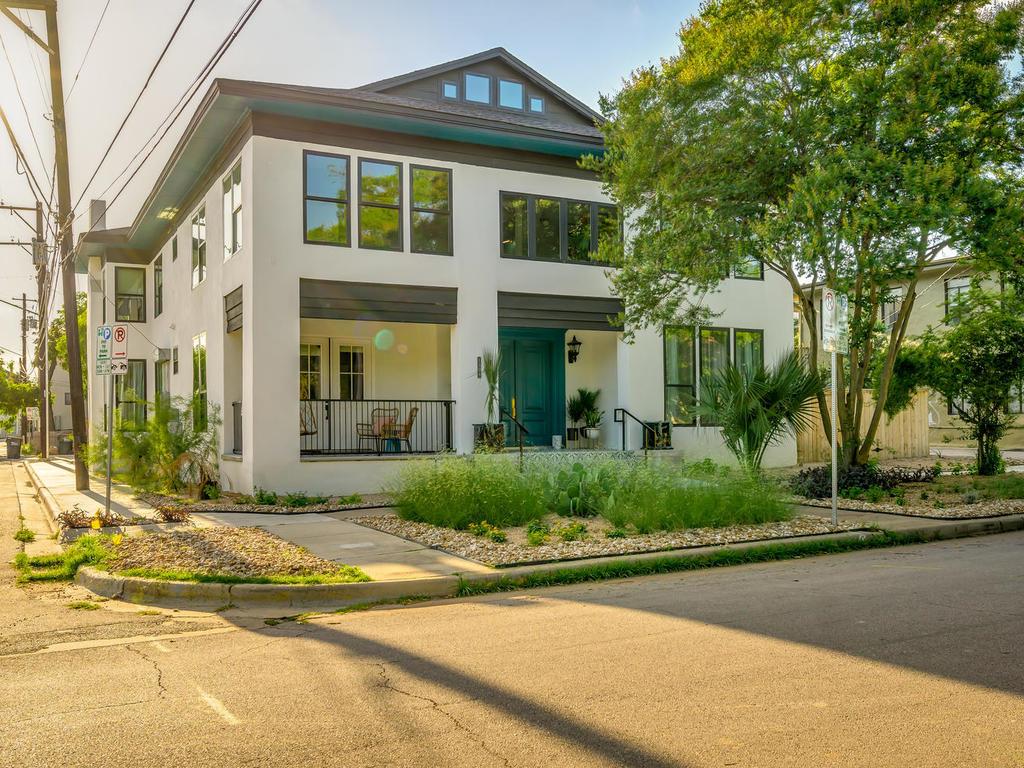 1304 Rio Grande ST