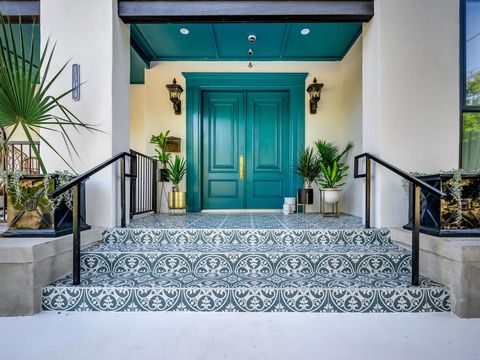 Photo of 1304 Rio Grande ST, Austin, TX 78701 (MLS # 8673698)