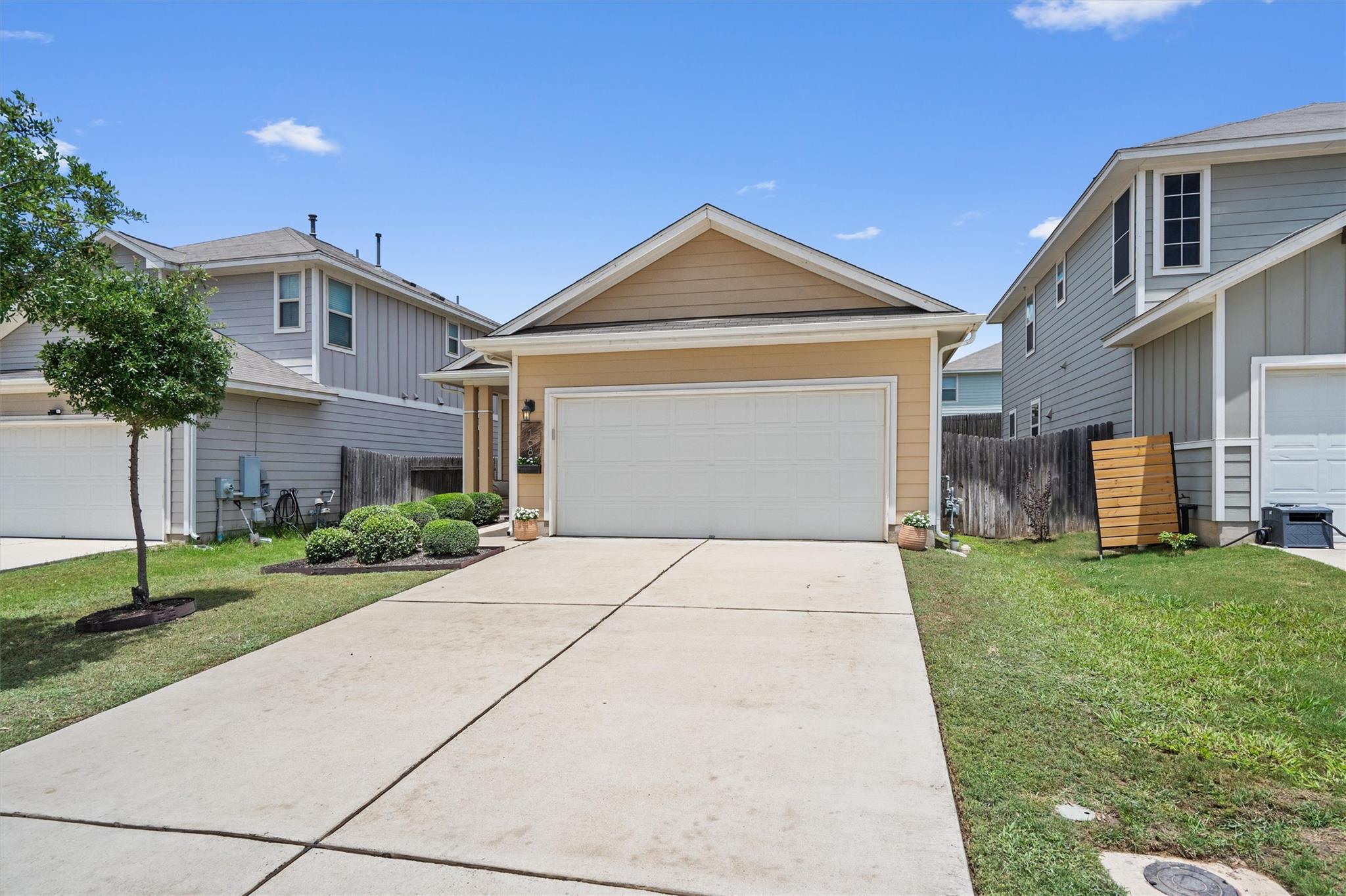 168 Pearl WAY