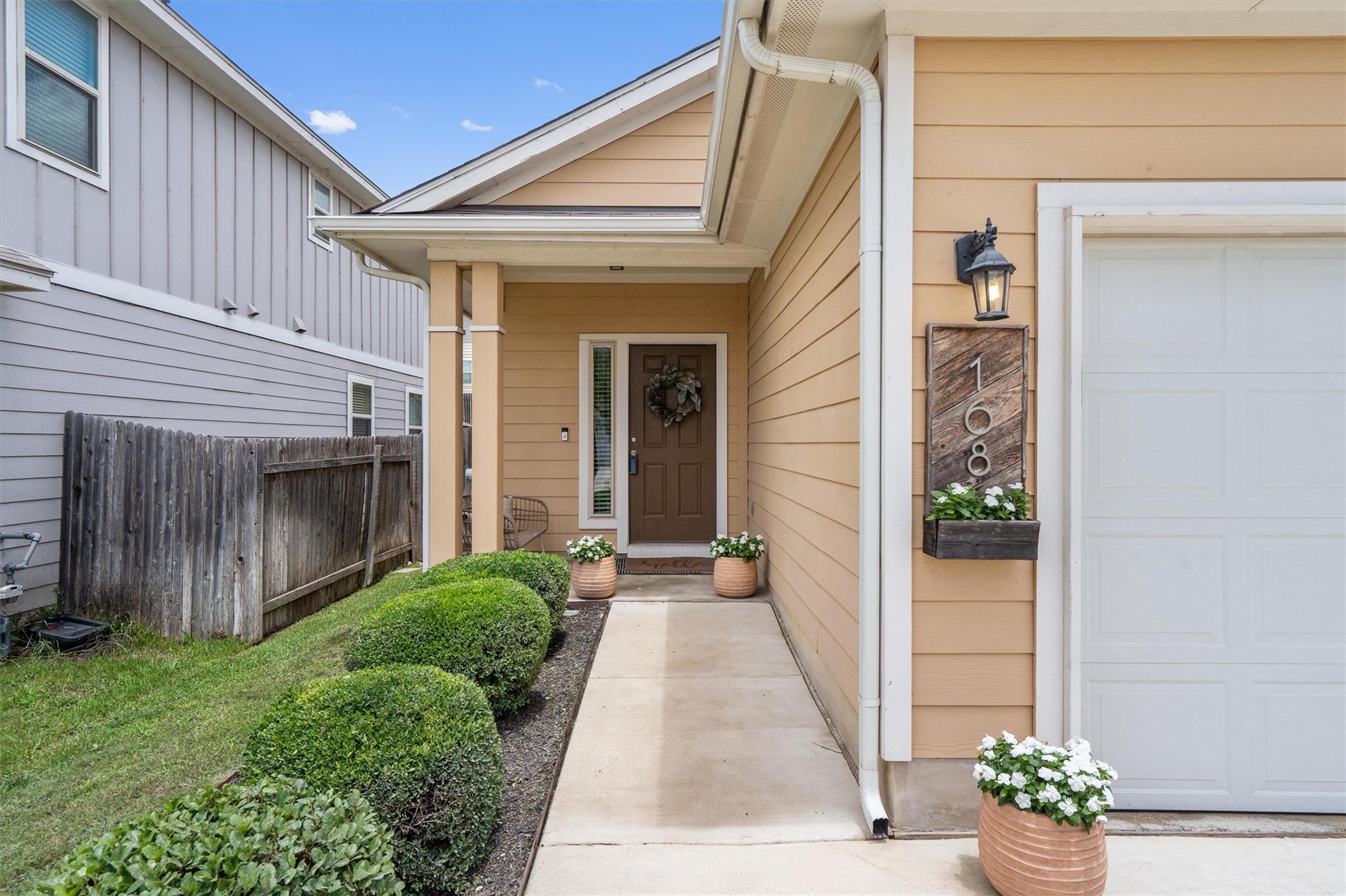 168 Pearl WAY