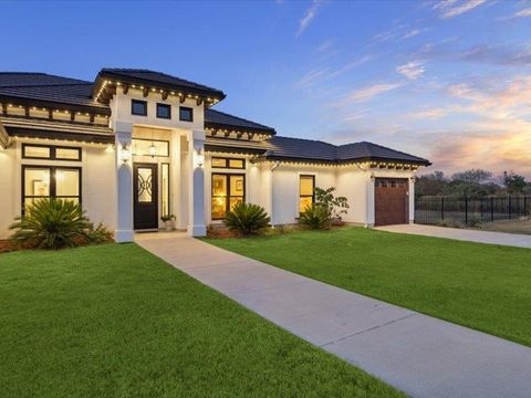 106 Colorado BLF Cedar Creek TX 78612