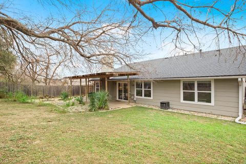 Tiny photo for 7404 Barcelona DR, Austin, TX 78752 (MLS # 7546128)