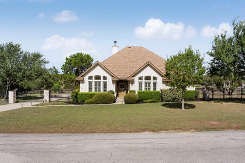Photo of 691 Broken Lance DR, Dripping Springs, TX 78620 (MLS # 5993550)