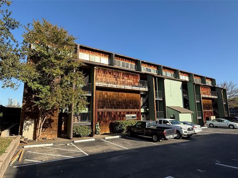 Photo of 1214 Baron HIlls Dr #207, Austin, TX 78704 (MLS # 6546348)