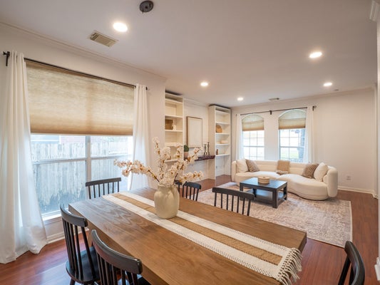 1733 CHASEWOOD DR, AUSTIN, TX 78727 - Image ae5bfb2f2ee335a94a2d984fe59983ea/1156826871