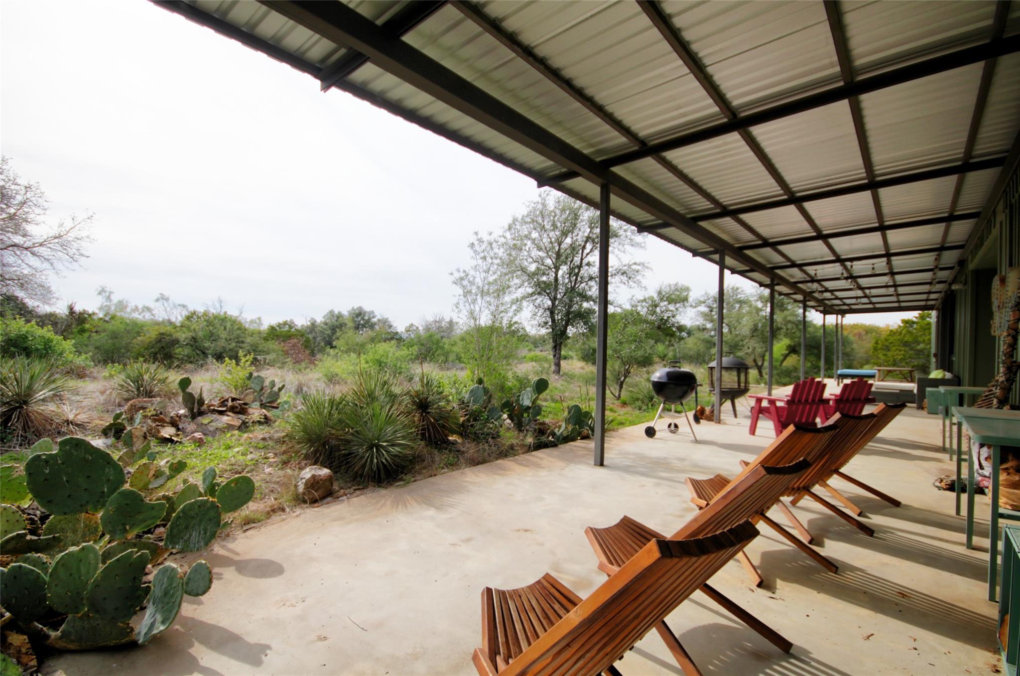 1145 Longhorn DR