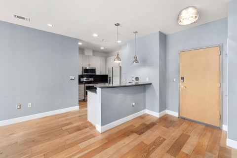 Tiny photo for 360 Nueces ST #1611, Austin, TX 78701 (MLS # 1048862)