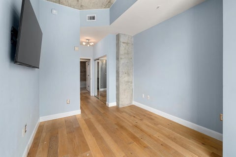 Tiny photo for 360 Nueces ST #1611, Austin, TX 78701 (MLS # 1048862)
