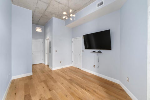 Tiny photo for 360 Nueces ST #1611, Austin, TX 78701 (MLS # 1048862)