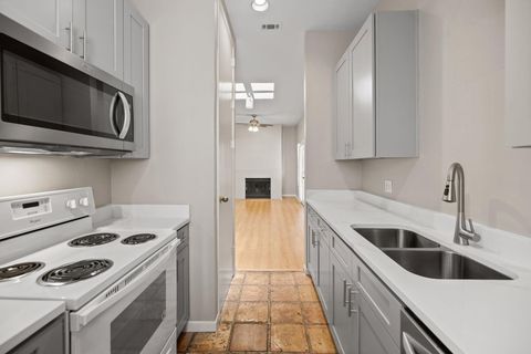 Tiny photo for 712 GRAHAM PL #302, Austin, TX 78705 (MLS # 7284178)