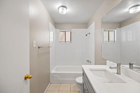 Tiny photo for 712 GRAHAM PL #302, Austin, TX 78705 (MLS # 7284178)