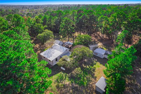 A home in Smithville