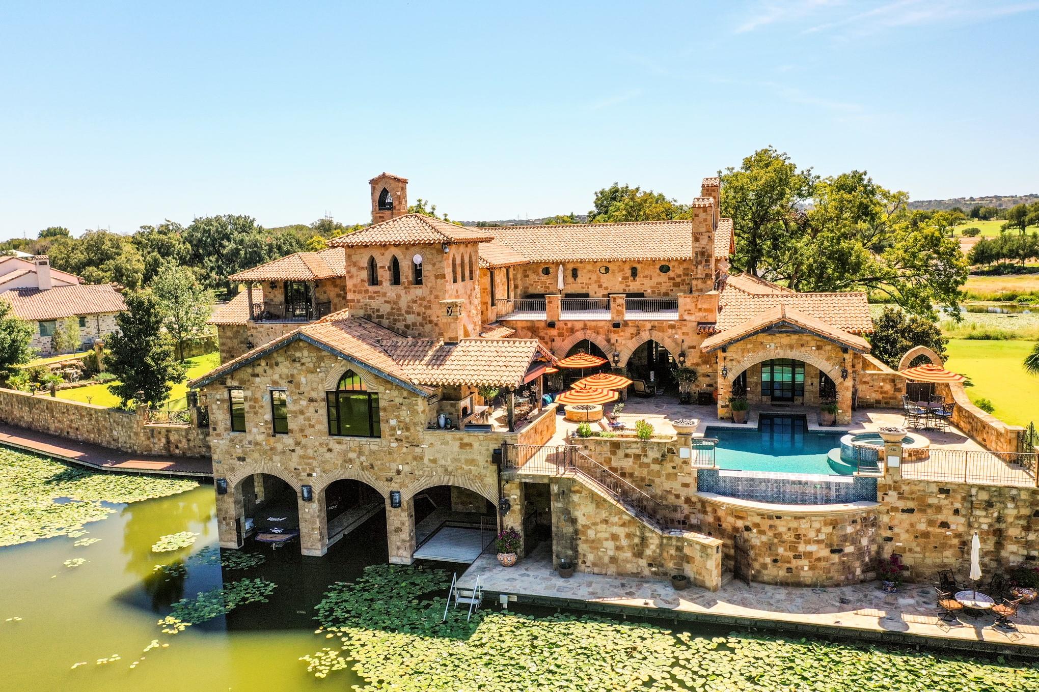 113 La Posada