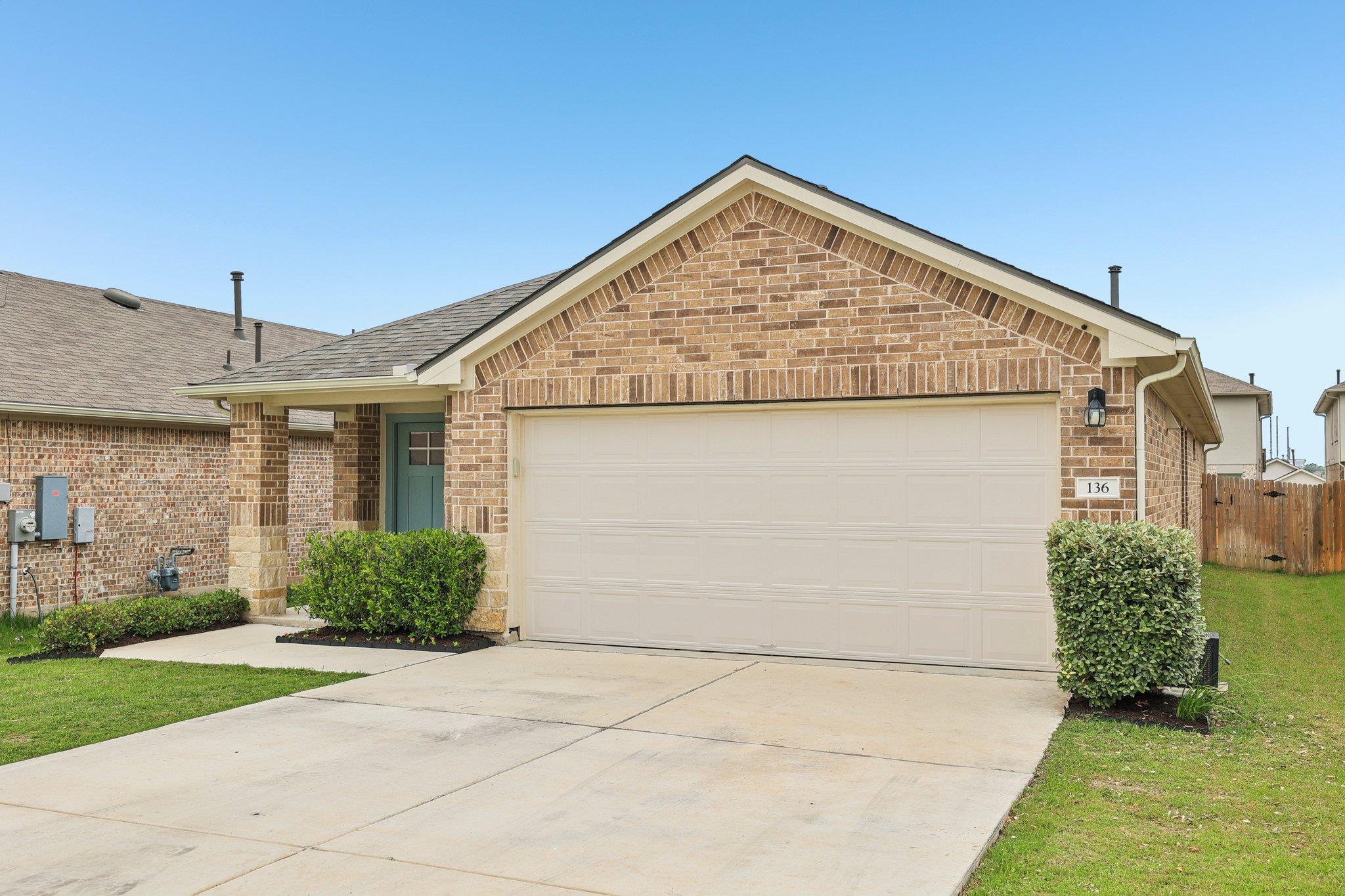 136 Ellinger RD