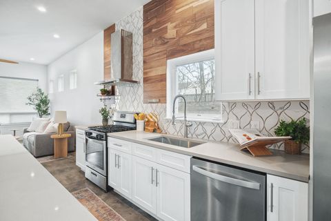 Tiny photo for 1218 Eleanor ST #1, Austin, TX 78721 (MLS # 7600374)