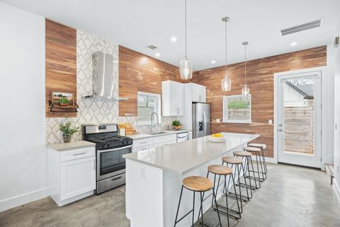 Tiny photo for 1218 Eleanor ST #1, Austin, TX 78721 (MLS # 7600374)