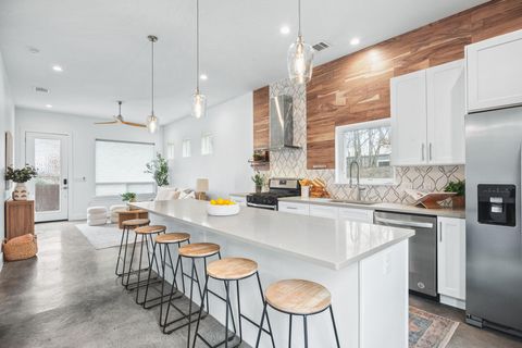 Tiny photo for 1218 Eleanor ST #1, Austin, TX 78721 (MLS # 7600374)