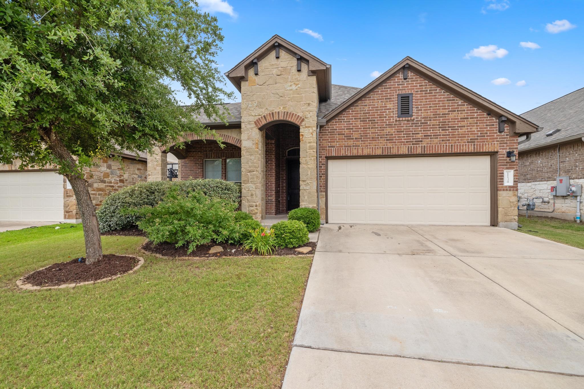 1400 Little Elm TRL 1134