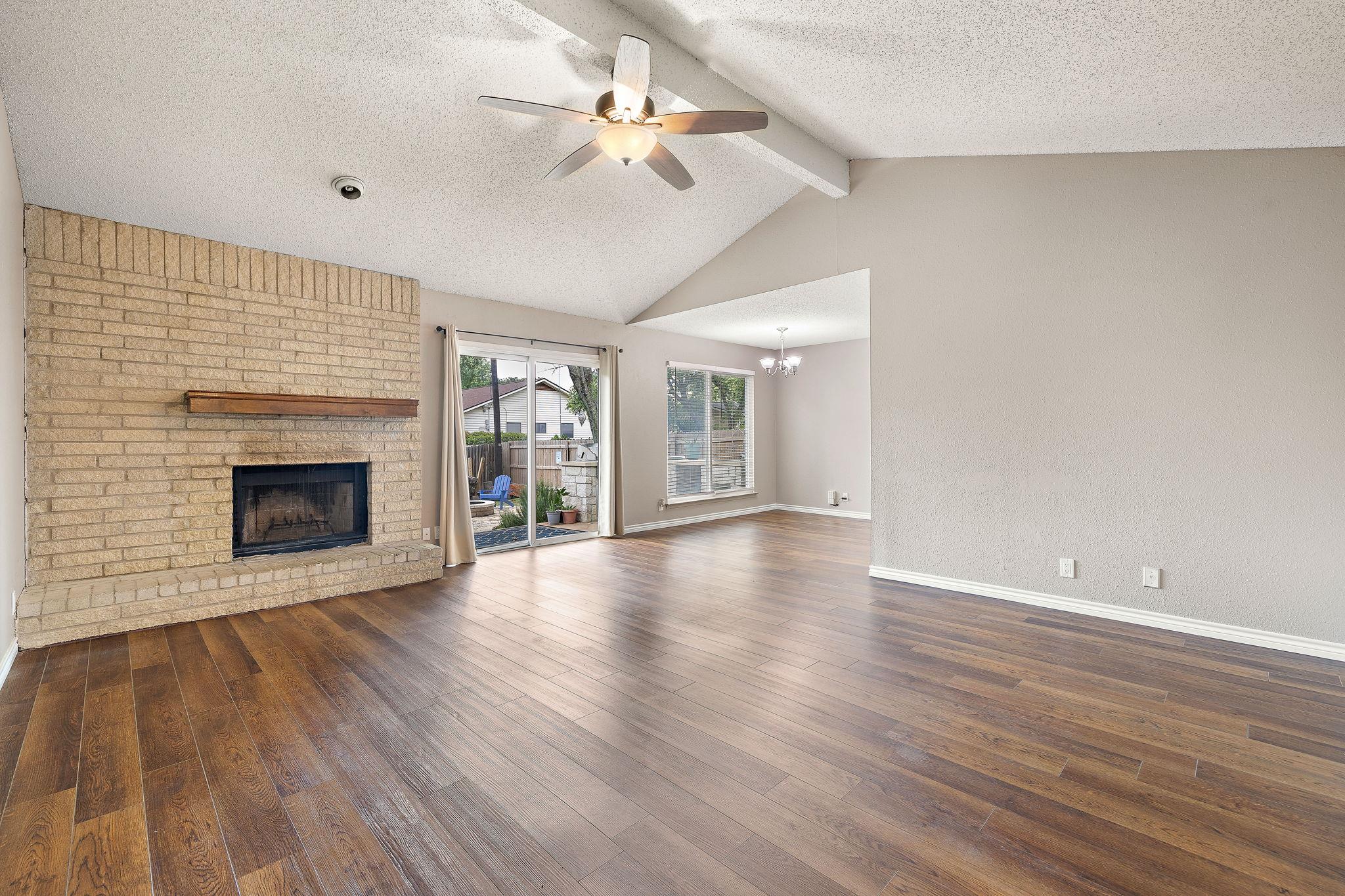 2105 Wagon Gap DR