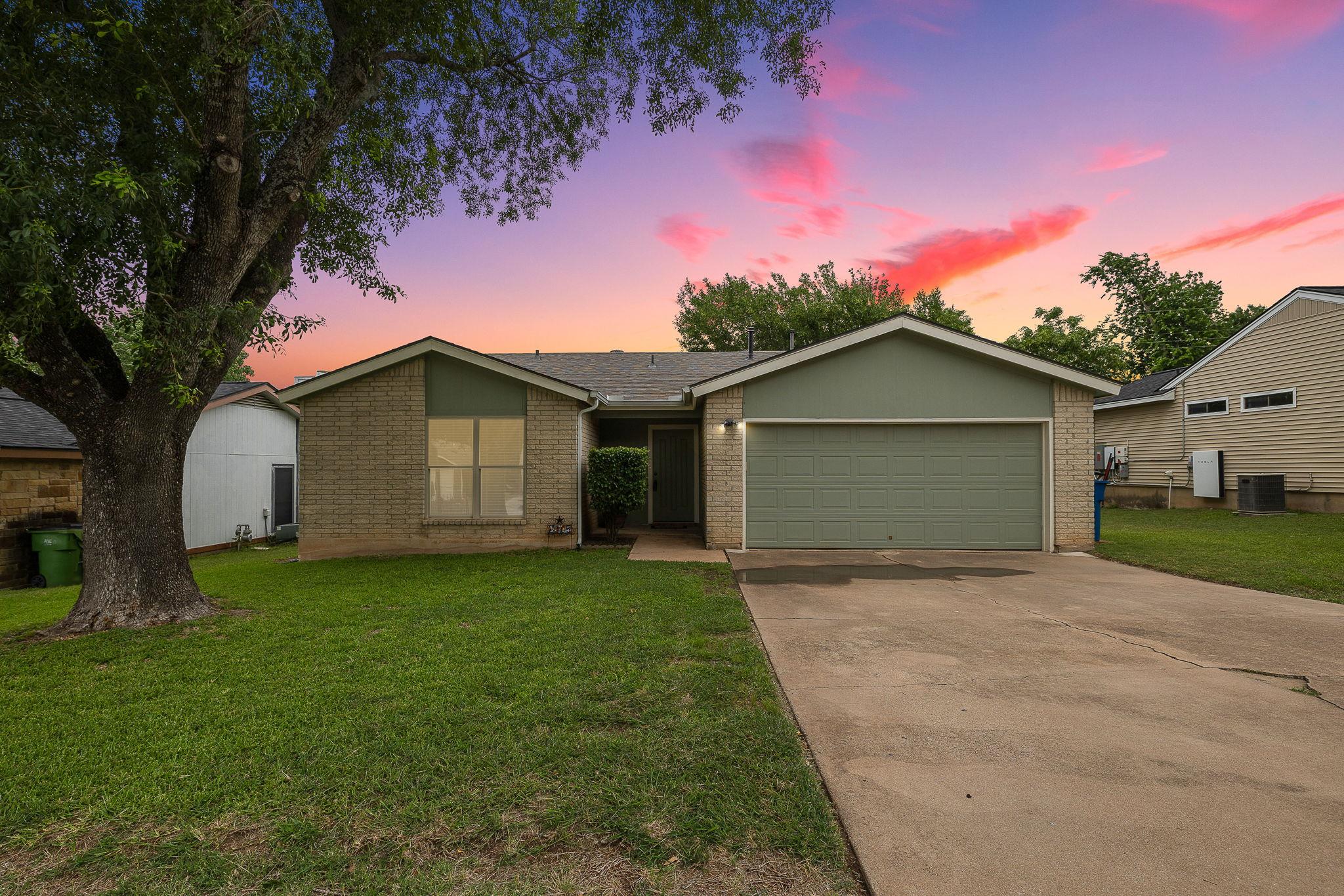 2105 Wagon Gap DR