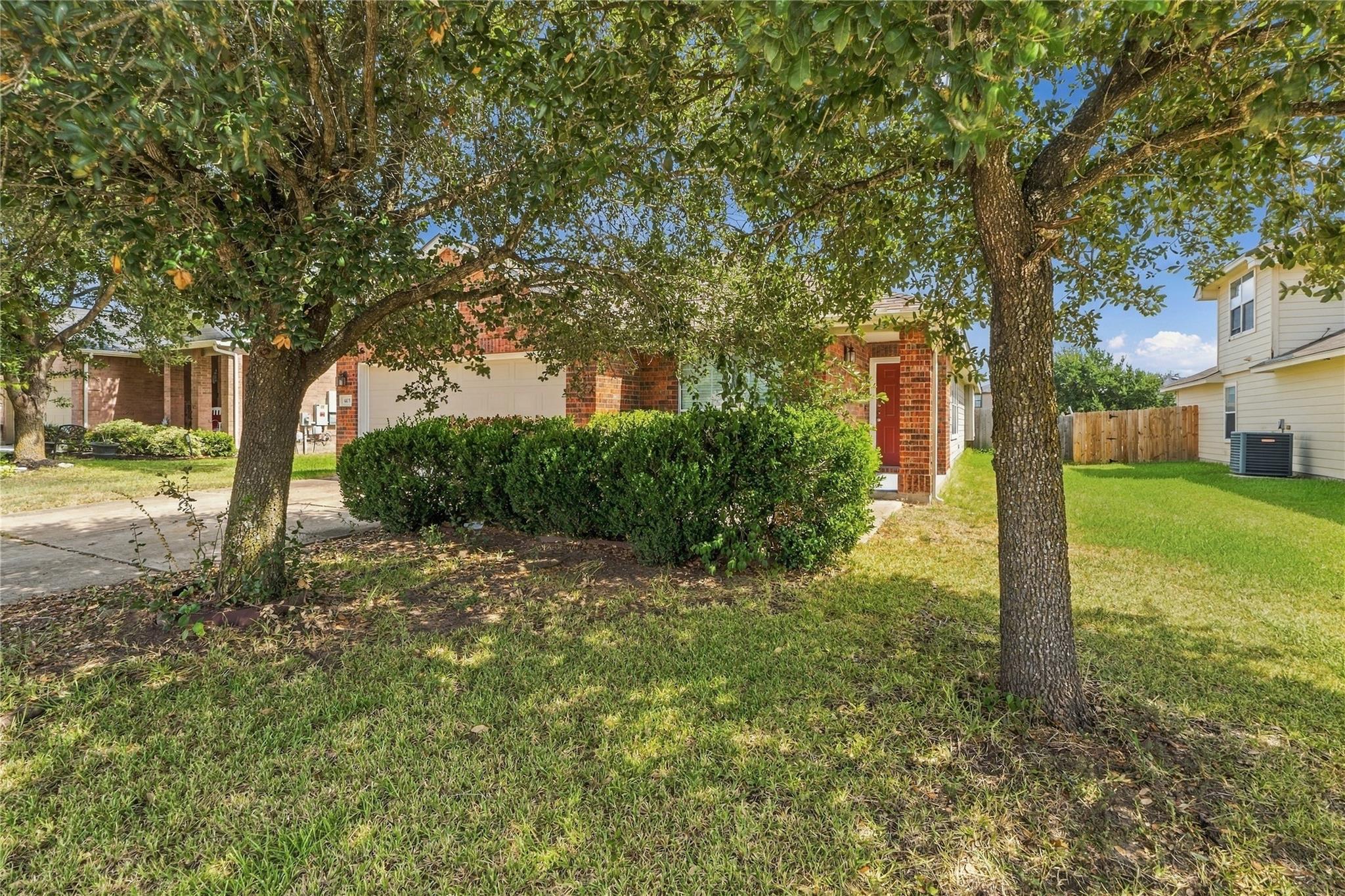 405 Bandara Woods BLVD