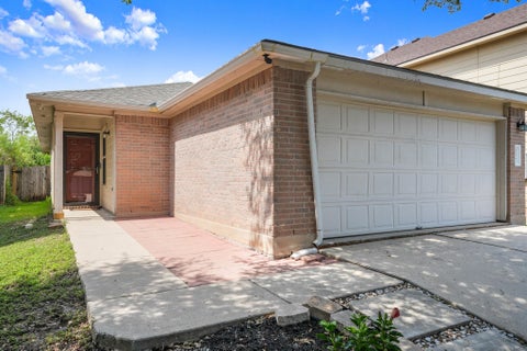 Tiny photo for 137 Hillhouse LN, Manchaca, TX 78652 (MLS # 8735705)
