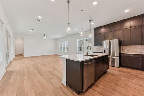 Photo of 7517 Boyd Haven DR, Austin, TX 78744 (MLS # 6190840)