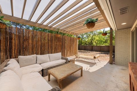 Tiny photo for 1400 Cripple Creek DR, Austin, TX 78758 (MLS # 5788504)