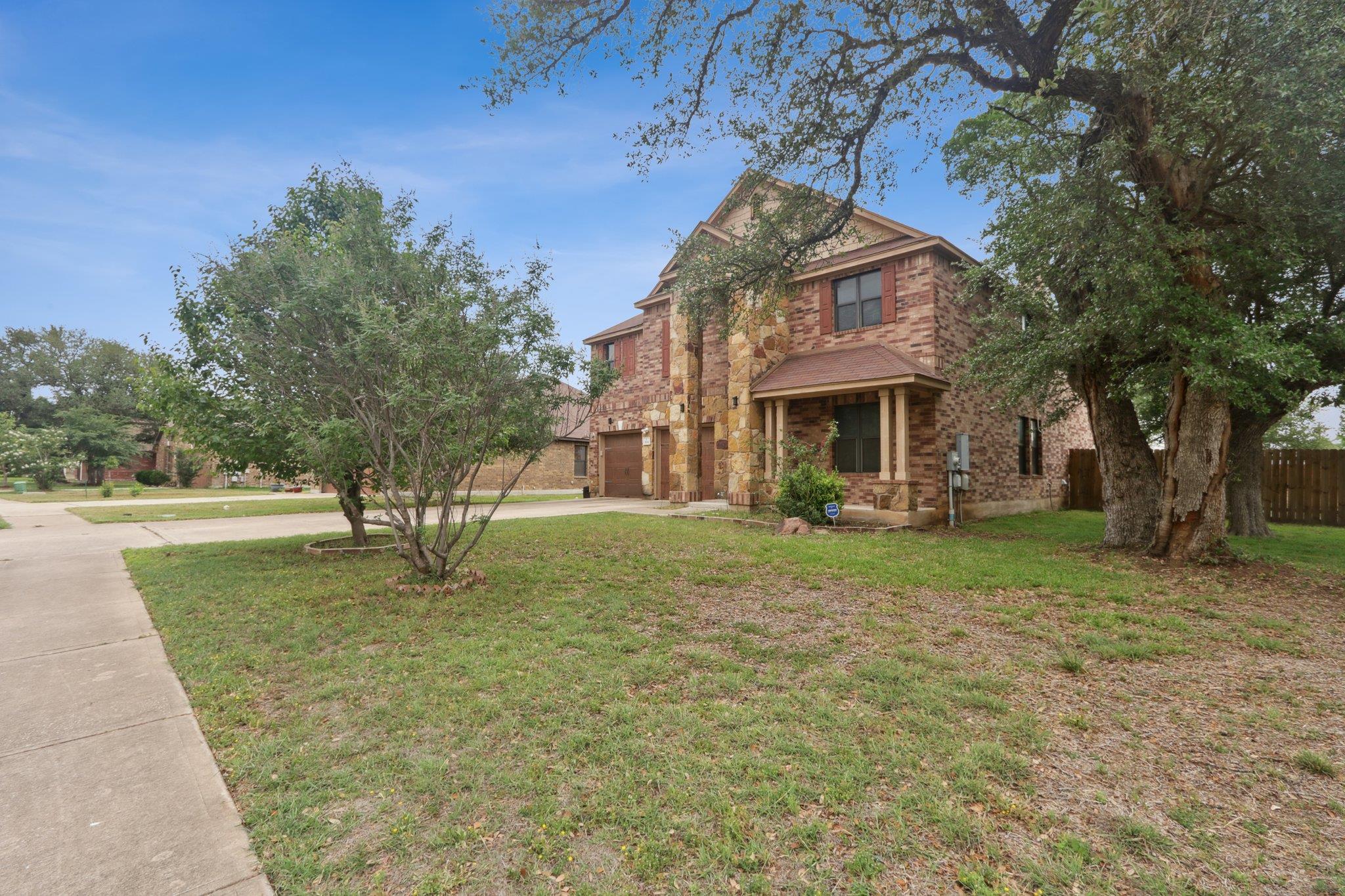 304 Gold Star DR