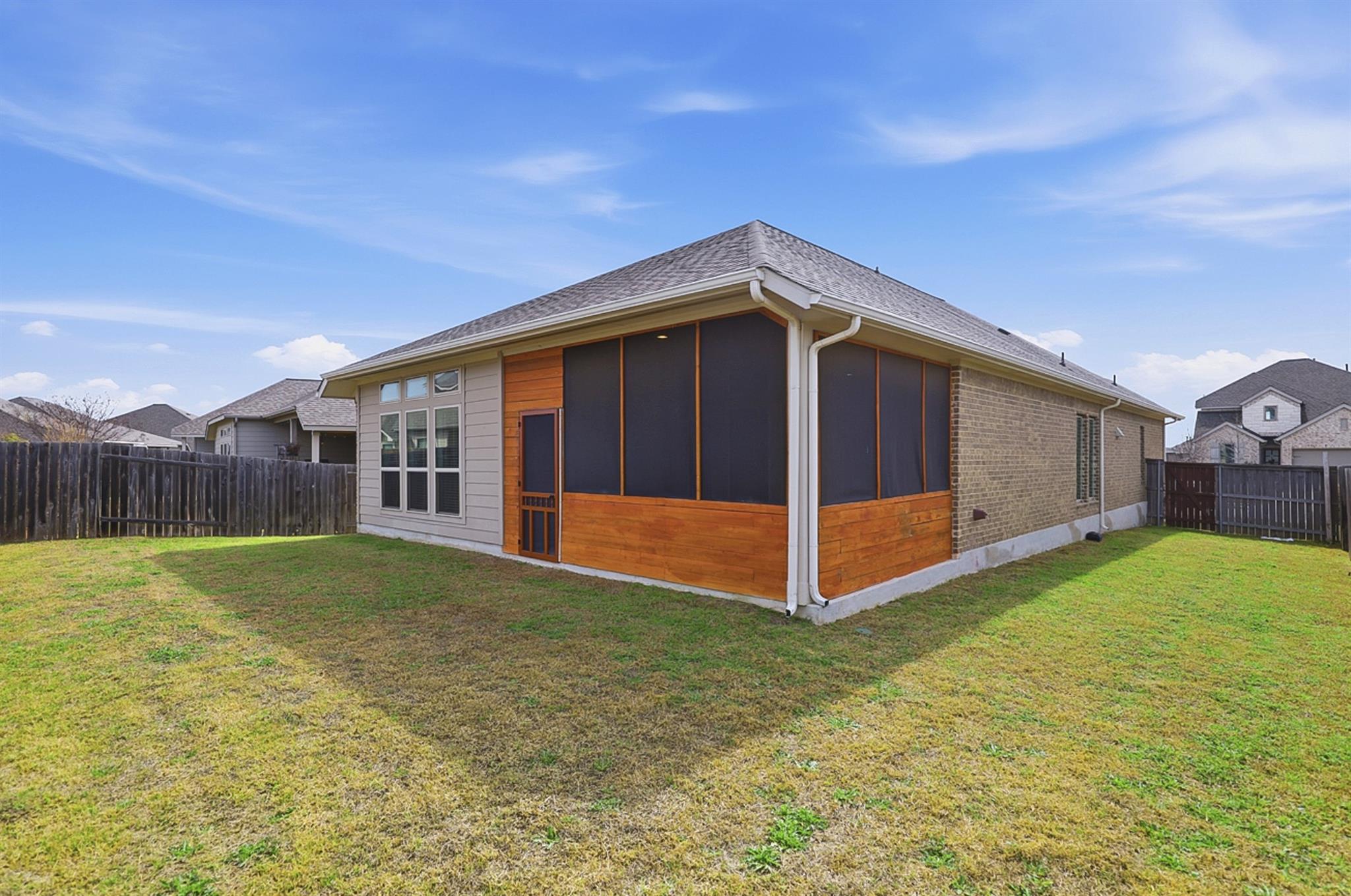 11908 Emerald Springs LN