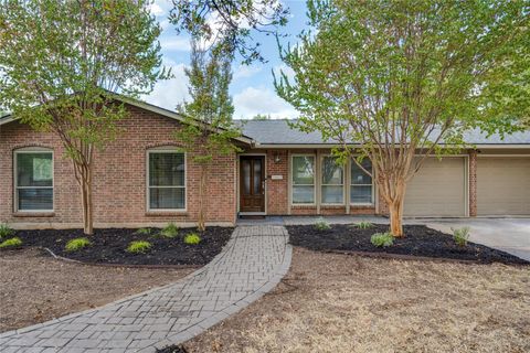 Tiny photo for 5423 Fairmont CIR, Austin, TX 78745 (MLS # 2265905)