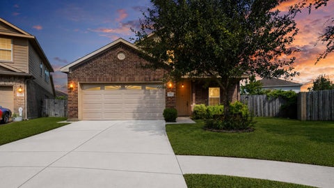 Photo of 2237 Onyx CT, Texas City, TX 77591 (MLS # 9766379)