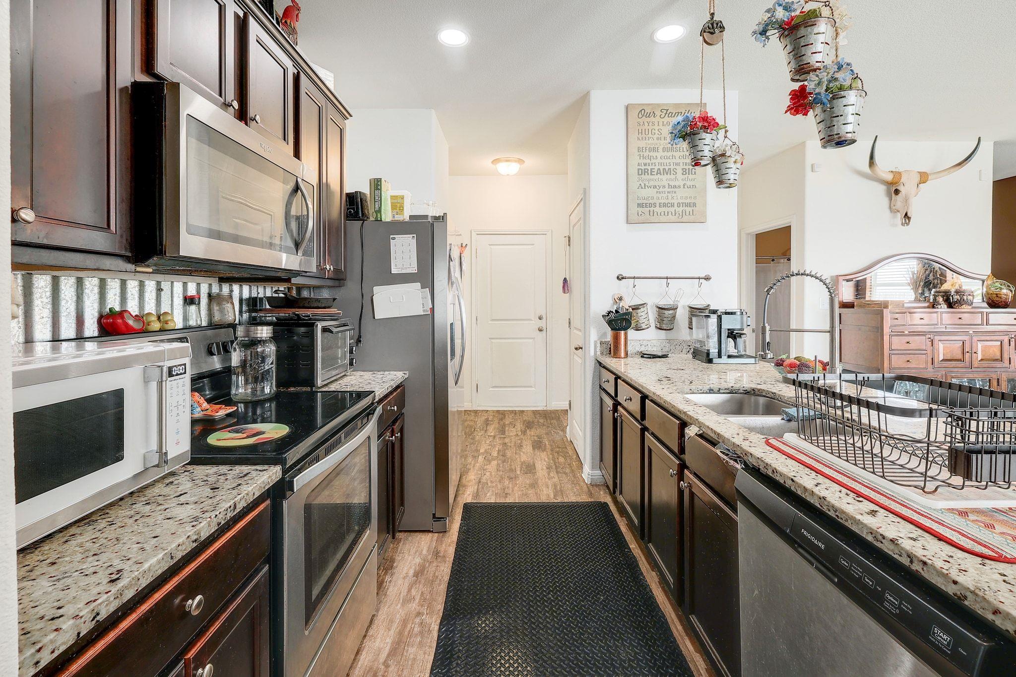 13909 Sherri Berry WAY