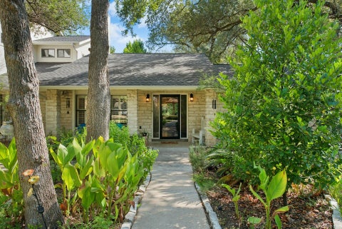 Tiny photo for 6604 Liveoak DR, Austin, TX 78746 (MLS # 3139876)