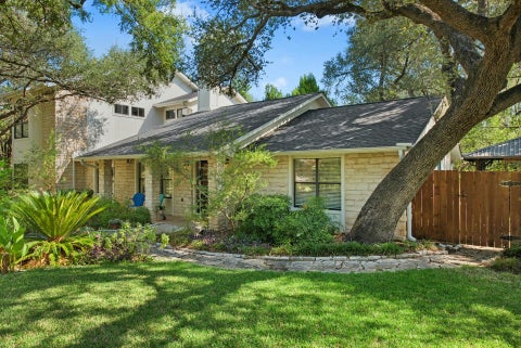 Tiny photo for 6604 Liveoak DR, Austin, TX 78746 (MLS # 3139876)