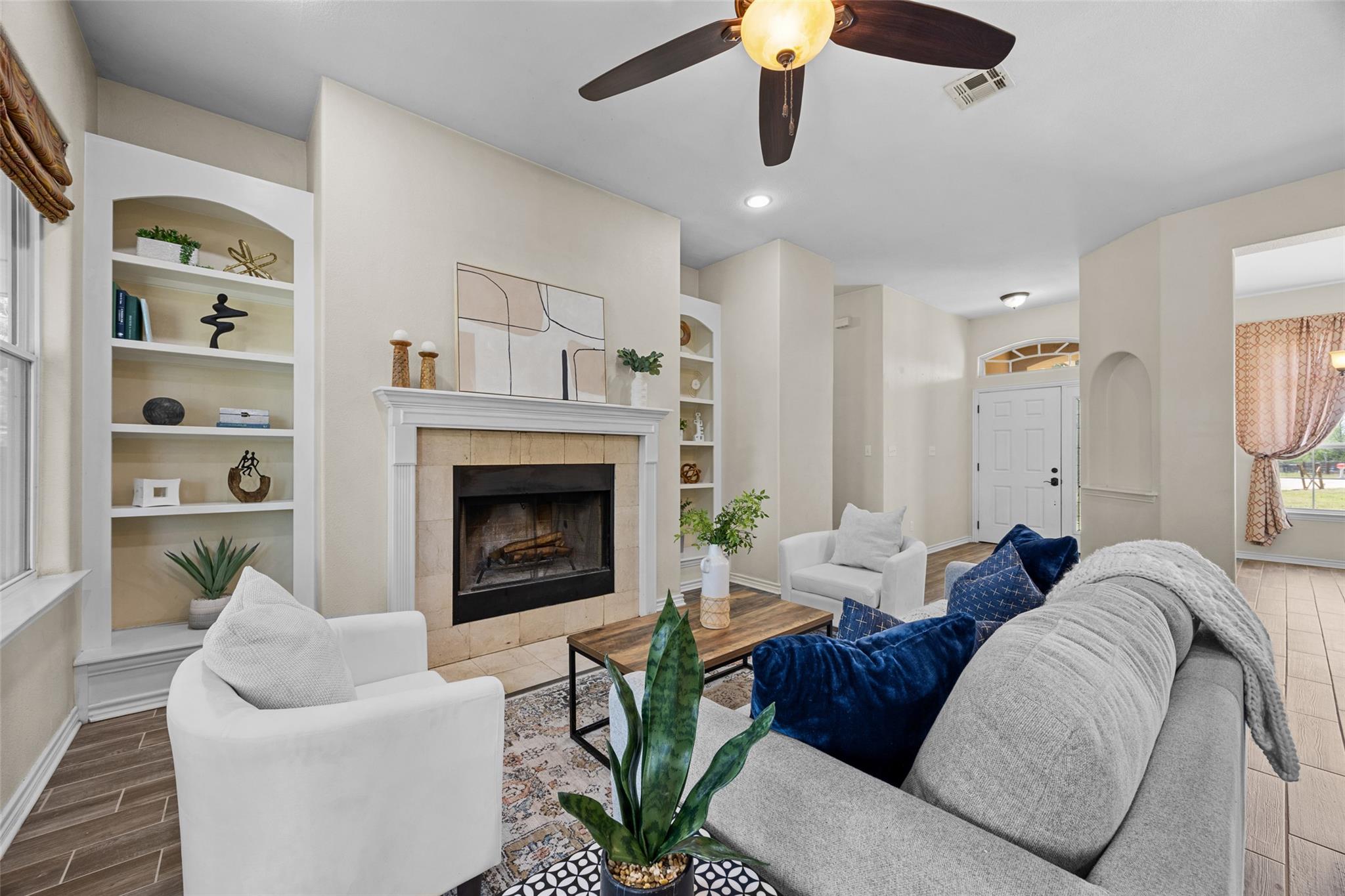 10409 Little Creek CIR