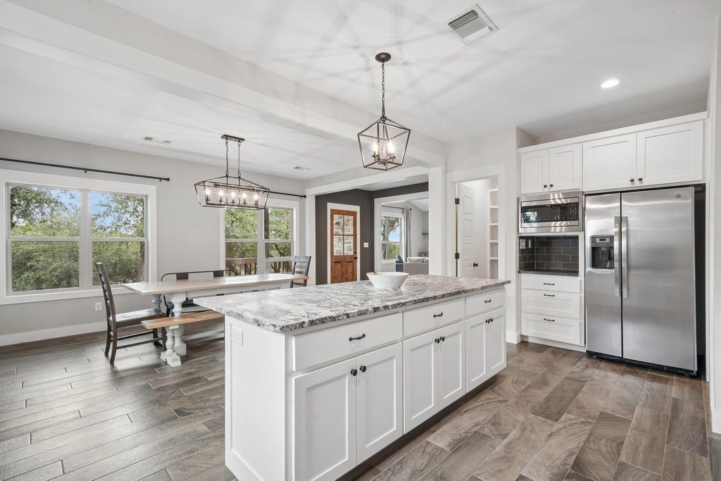 Photo of 190 Magnolia MDW, Canyon Lake, TX 78133 (MLS # 6359335)