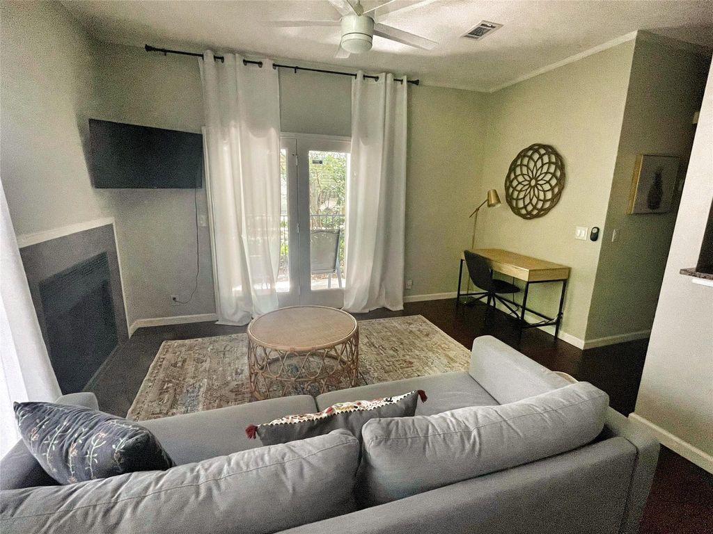 Photo of 802 S 1st ST #115, Austin, TX 78704 (MLS # 9526553)