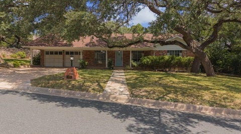 Photo of 12402 Blue Water CIR, Austin, TX 78758 (MLS # 2703563)