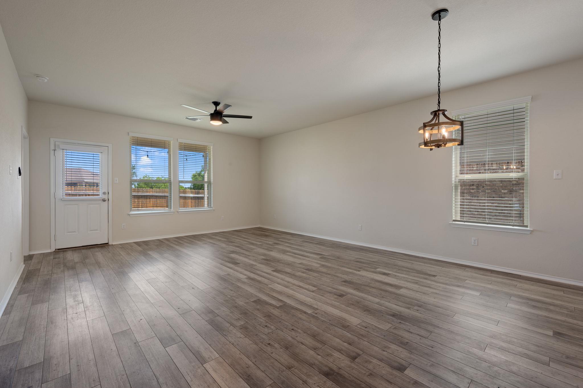 241 Pivot DR
