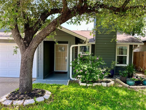 Tiny photo for 12911 Quinn TRL, Austin, TX 78727 (MLS # 5583633)